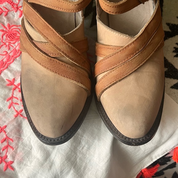 Freebird by Steven Taupe Grind Leather Booties Heels 9 - Picture 9 of 16